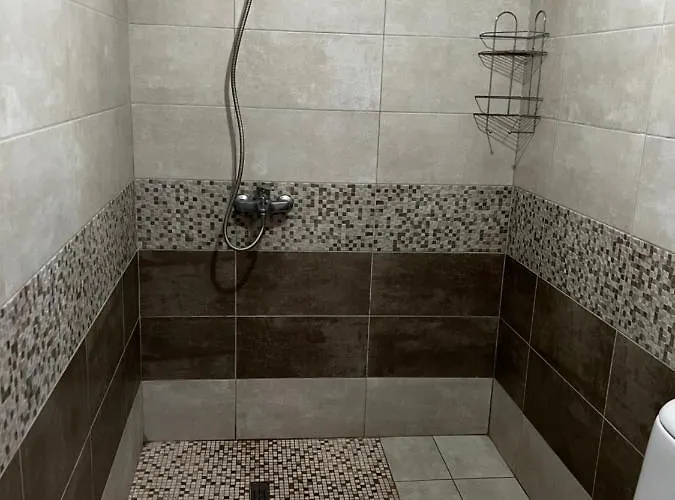 Grand Veranda Apartment Tirana