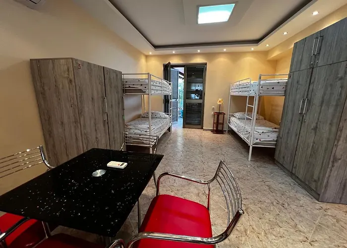 Grand Veranda Lägenhet Tirana